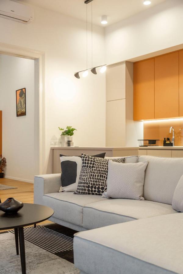 Apartment Luxurious Minimalist With Sauna By Prestige Homes *