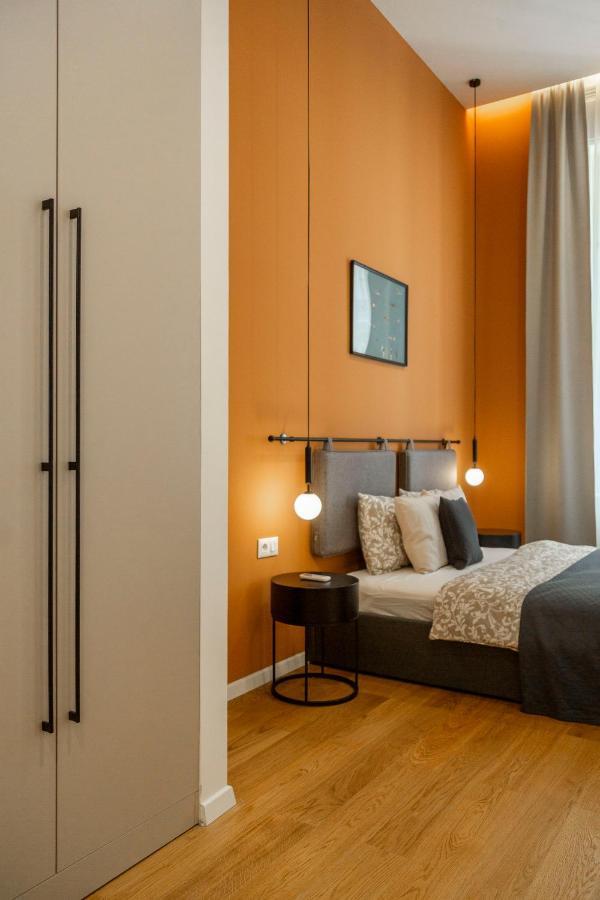 Luxurious Minimalist With Sauna By Prestige Homes Apartment Budapest