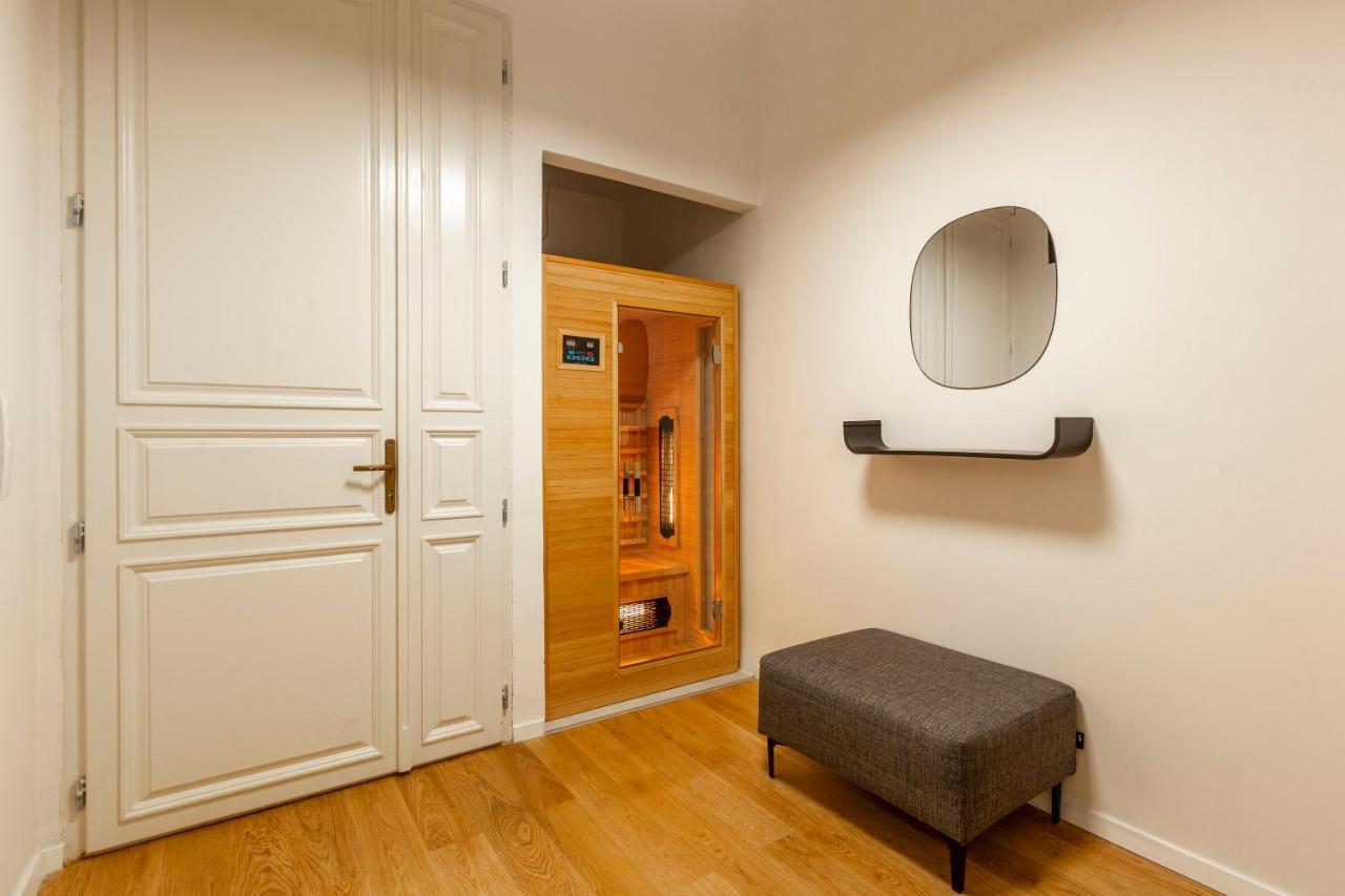 Apartment Luxurious Minimalist With Sauna By Prestige Homes Budapest