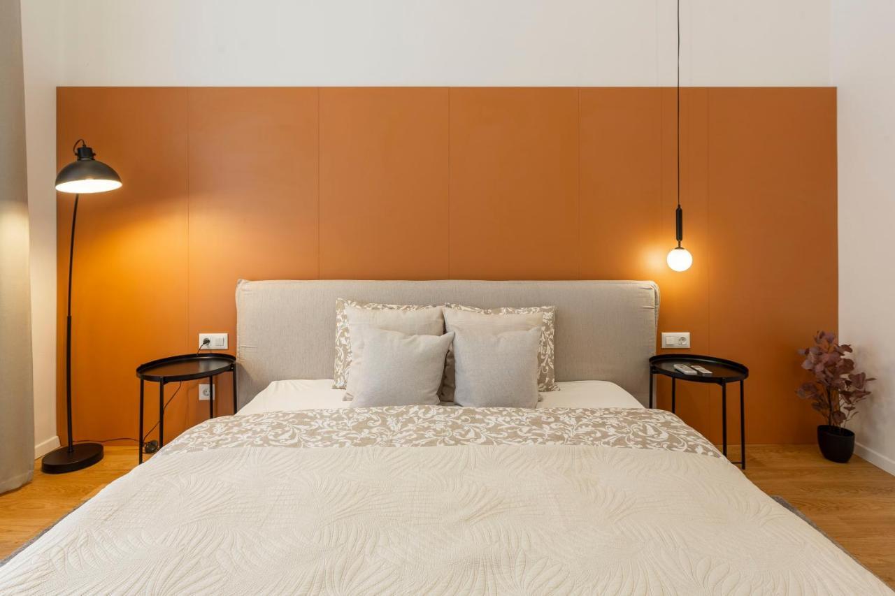 Apartment Luxurious Minimalist With Sauna By Prestige Homes Budapest